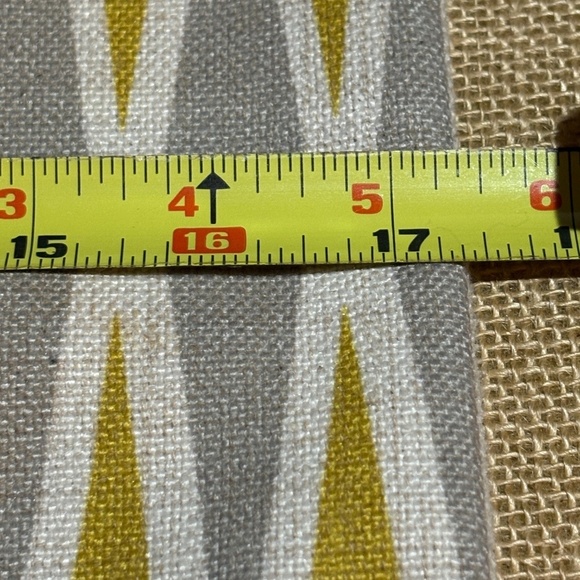 Set Of 4 Outdoor Throw Pillow Covers Waterproof 17x 17 Zip Yellow Grey Geometric - Picture 9 of 11